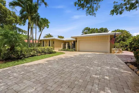 9922 NW 19th St, Coral Springs, FL 33071