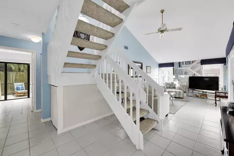 Entry Way - 802 Summerwinds Ln, Jupiter, FL 33458 photo 1 of 3