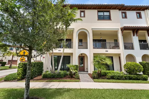 12678 Machiavelli Way, Palm Beach Gardens, FL 33418