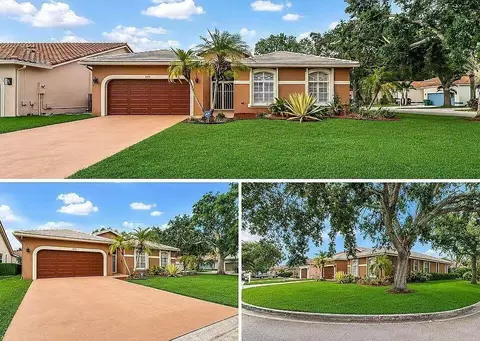 5877 NW 73rd Ct, Parkland, FL 33067