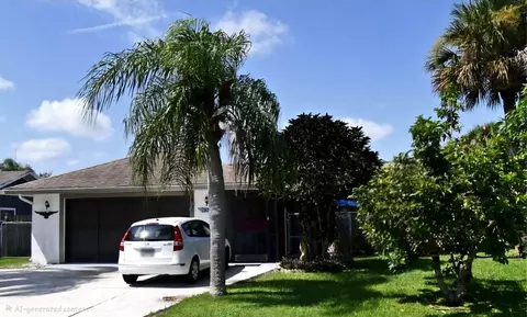 2268 SE Shelter Dr, Port Saint Lucie, FL 34952