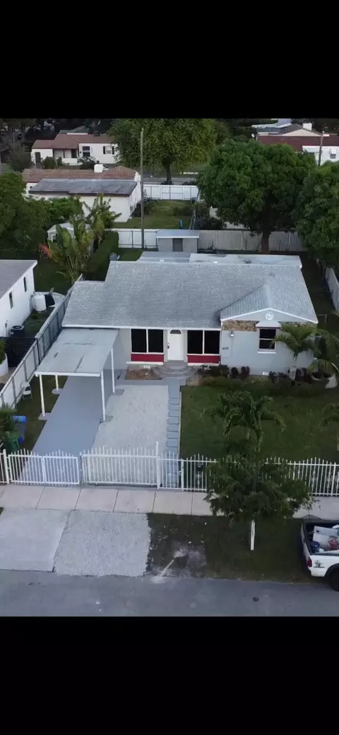 4315 NW 11th Ct, Miami, FL 33127