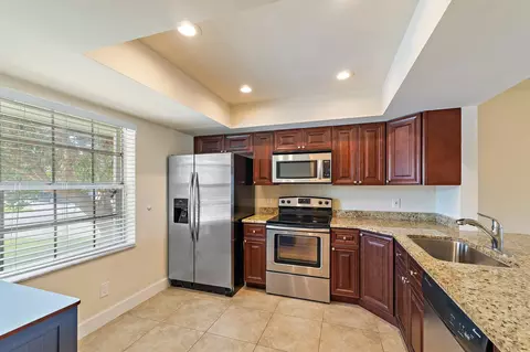 Kitchen - 109 Doe Trl, Jupiter, FL 33458 photo 1 of 3