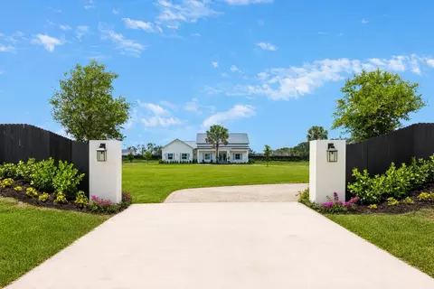 4836 SW Savage St, Palm City, FL 34990