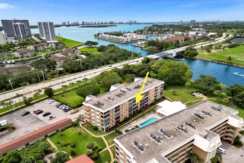 304 Golfview Rd #304, North Palm Beach, FL 33408