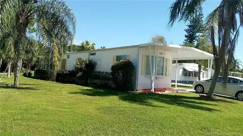 1 Montanzas Rd, Port Saint Lucie, FL 34952
