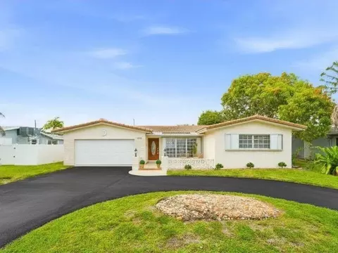 5501 Monroe St, Hollywood, FL 33021