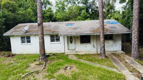 20816 SE Ray Ave, Blountstown, FL 32424