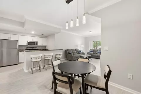 5820 W Sample Rd #206, Coral Springs, FL 33067