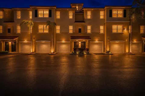 5820 W Sample Rd #206, Coral Springs, FL 33067