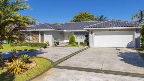 8555 SW 1st Pl, Coral Springs, FL 33071