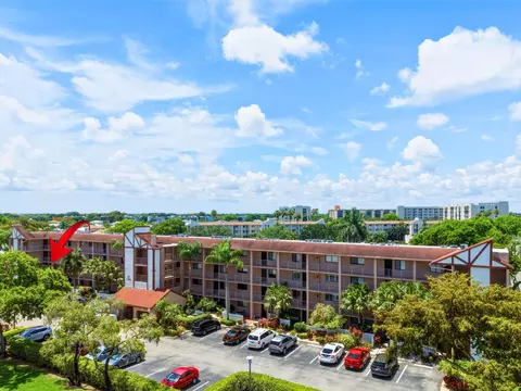 7280 Amberly Ln #201, Delray Beach, FL 33446