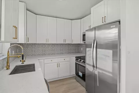 1561 NW 7th Ln, Pompano Beach, FL 33060