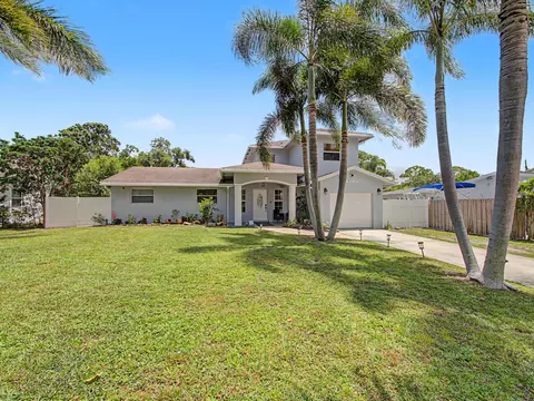 4868 Canal Dr, Lake Worth, FL 33463