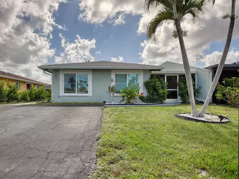 7581 Deuce Ln, Greenacres, FL 33467