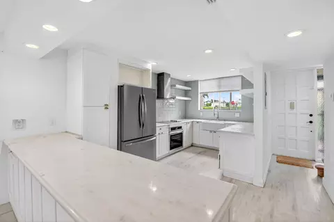 4068 Tivoli Ct, Greenacres, FL 33467