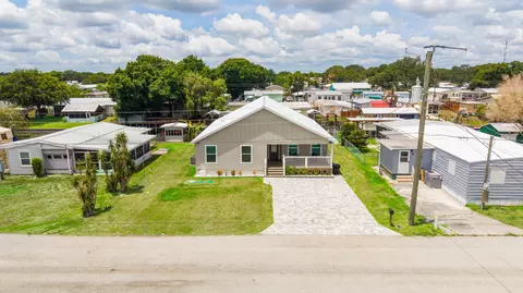 View/Area - 1218 6th St, Okeechobee, FL 34974 photo 7 of 11