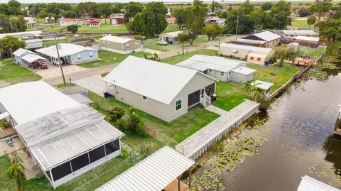 View/Area - 1218 6th St, Okeechobee, FL 34974 photo 9 of 11