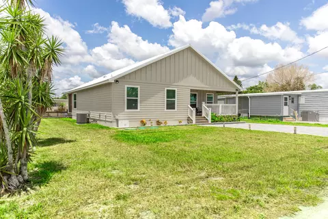 Other - 1218 6th St, Okeechobee, FL 34974 photo 1 of 8
