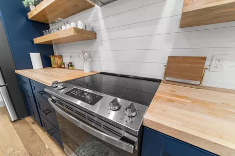 Kitchen - 1218 6th St, Okeechobee, FL 34974 photo 7 of 9