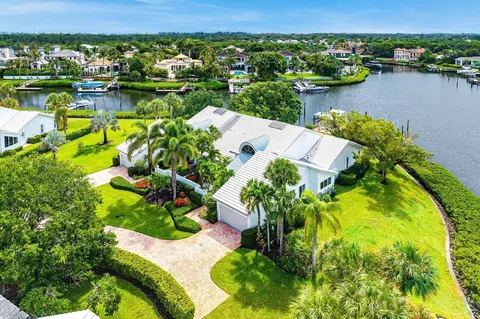 3602 Captains Way, Jupiter, FL 33477 photo 3