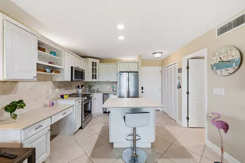 2400 S Ocean Dr #V421, Fort Pierce, FL 34949