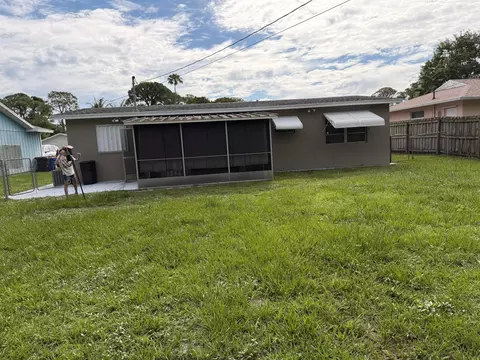 5550 SE Normandy Ave, Stuart, FL 34997 photo 9