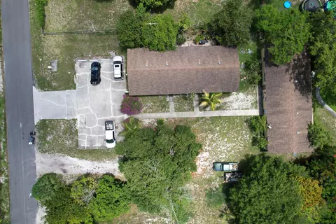 4537 Coconut Rd, Lake Worth, FL 33461