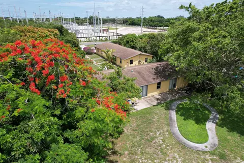 4537 Coconut Rd, Lake Worth, FL 33461