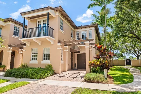 4422 Morgan Ln #11-9, Davie, FL 33328
