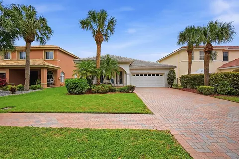 310 Venice Blvd, Royal Palm Beach, FL 33411