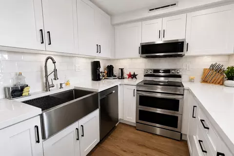 9491 Evergreen Pl #307, Davie, FL 33324