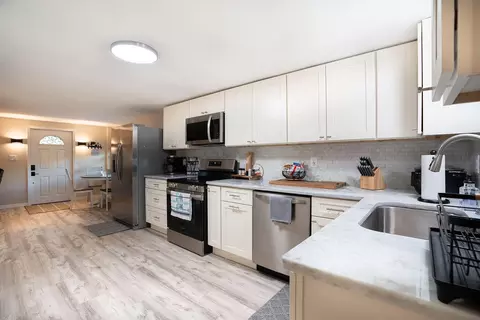 Kitchen - 1020 4th St, Okeechobee, FL 34974 photo 3 of 6