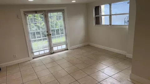 220 NW 20th St, Pompano Beach, FL 33060