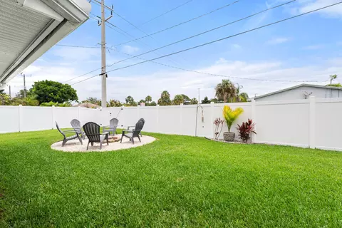 701 SE Dolphin Dr, Stuart, FL 34996 photo 40