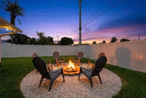 701 SE Dolphin Dr, Stuart, FL 34996 photo 39