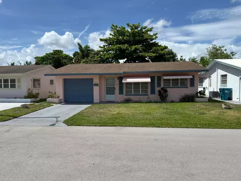 4517 NW 49th St, Tamarac, FL 33319