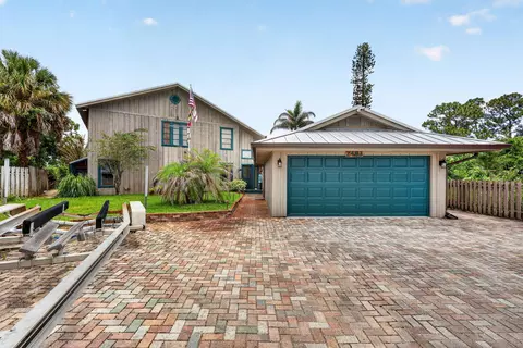 2483 SW Murphy Rd, Palm City, FL 34990