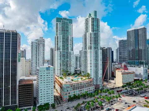 253 NE 2nd St #3208, Miami, FL 33132