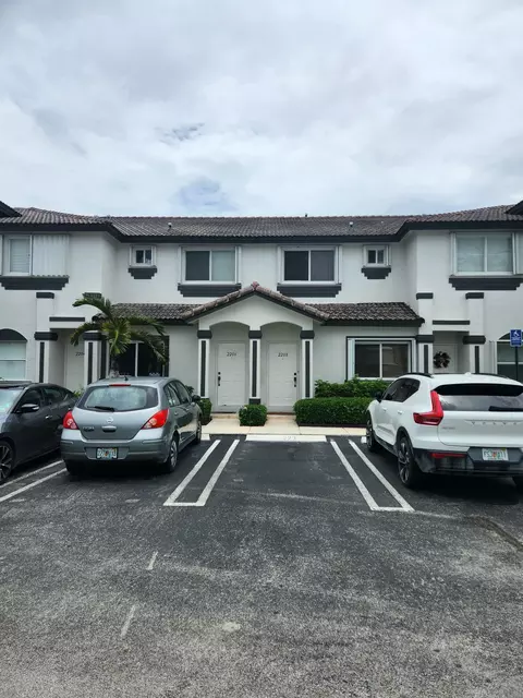 2208 SE 24th Pl, Homestead, FL 33035