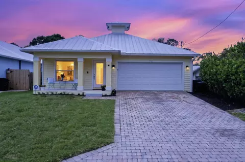 798 SW 33rd St, Palm City, FL 34990