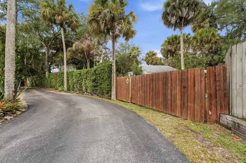 Exterior - 576 SW Rustic Cir, Stuart, FL 34997 photo 13 of 14