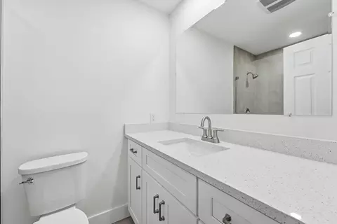 Bath - 576 SW Rustic Cir, Stuart, FL 34997 photo 1 of 4
