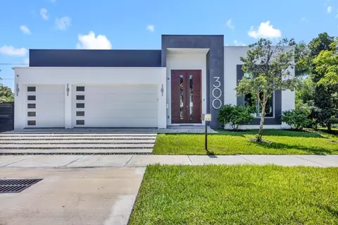 300 NE 21st Ct, Wilton Manors, FL 33305