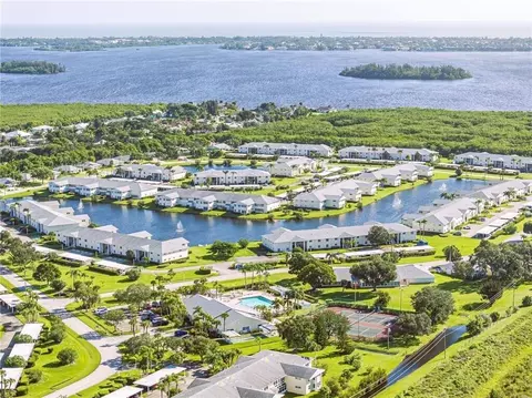 464 Grove Isle Cir #464, Vero Beach, FL 32962