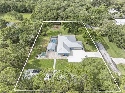 4220 70th Ave, Vero Beach, FL 32967