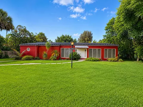300 Bayberry Dr, Plantation, FL 33317
