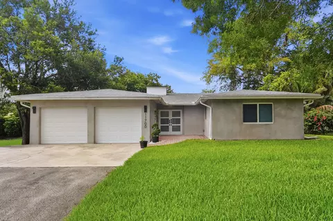 11700 NW 27th St, Plantation, FL 33323