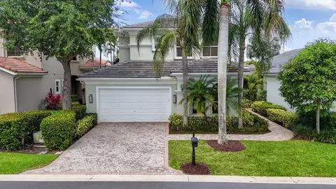 229 Andalusia Dr, Palm Beach Gardens, FL 33418