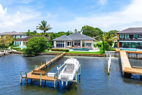 47 River Dr, Tequesta, FL 33469